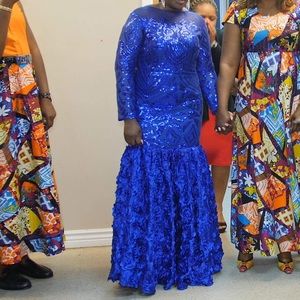 Royal Blue prom dress ( low back  )